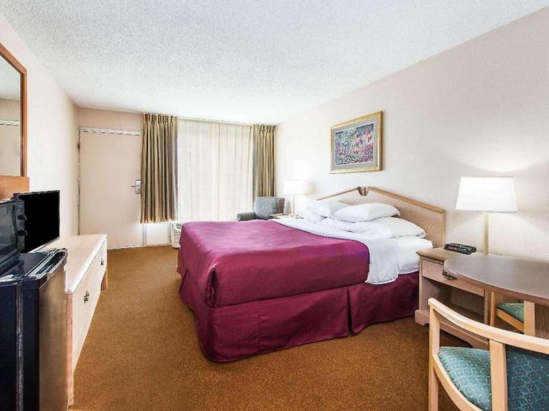 103EE70B36127438D081E2F11AD0840C