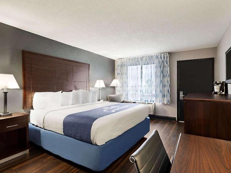 EBB7FCC8D1D3795DE9AAFCA57A32D3C4