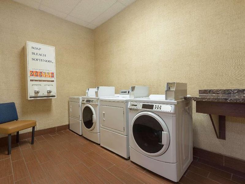 E3C6A0F2F6318C649C2BEC2665075BF6