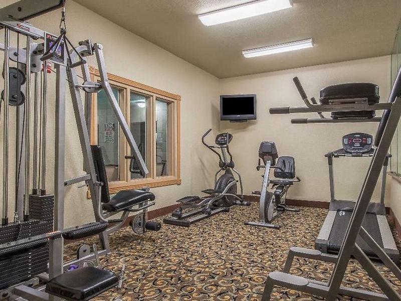 72ECB2A9E3A10518E197D1A04E6EDF2E