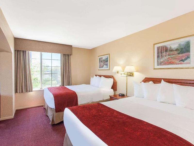 E6C09AD20C456021E9F11F10165F8EA8