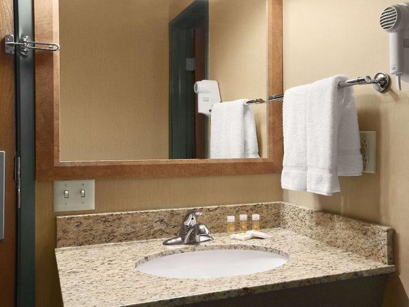 CE4BE3BAA5E4B62D63FA38E3A5C2A9D8