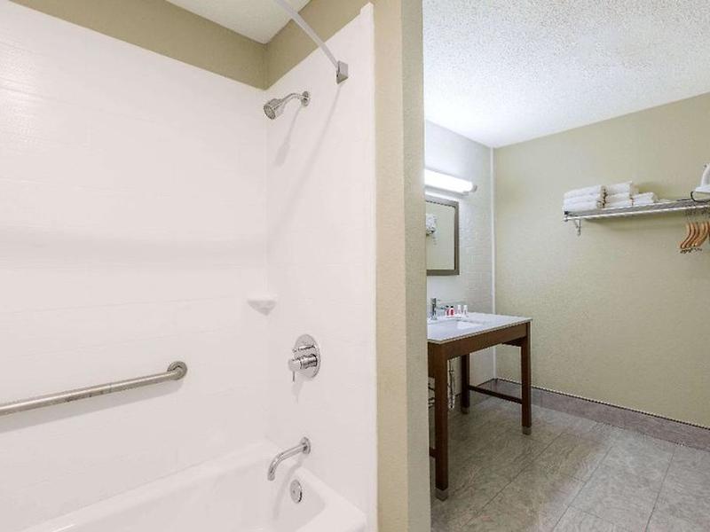 AF7CE195D43A2E1F0E5CD2D820F53CC4