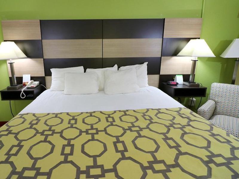 8D8D42E772B2244C8270F8352BDD5379