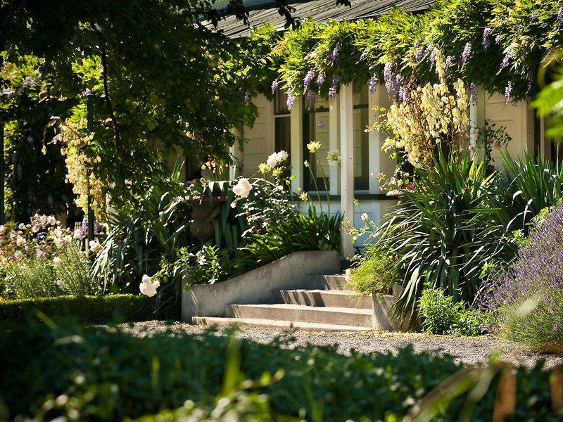 EE538C853EF394B9F92234336FE272DB