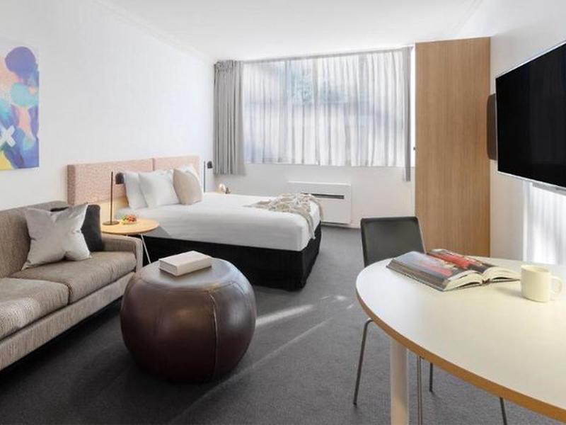 B50ADC1B833CAD7C64B82997A9EEB5A2