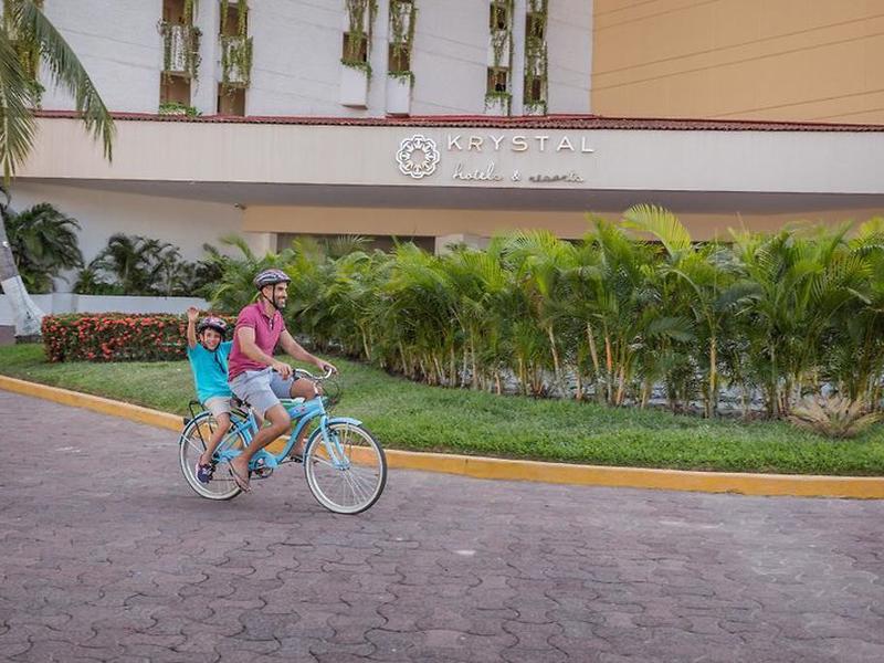 13B633B6C3E7BDDE450E2E4F3371F415