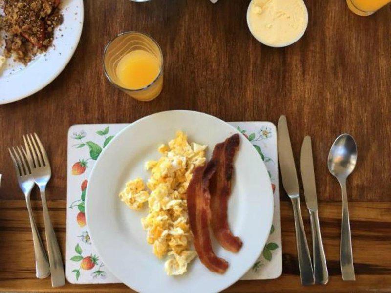 30E0989E838FAFC68856E0D6DBCB51A0