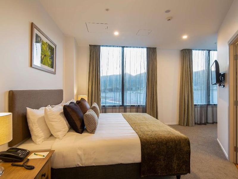 14222A3C84CB6C473283689FBA03F4F4