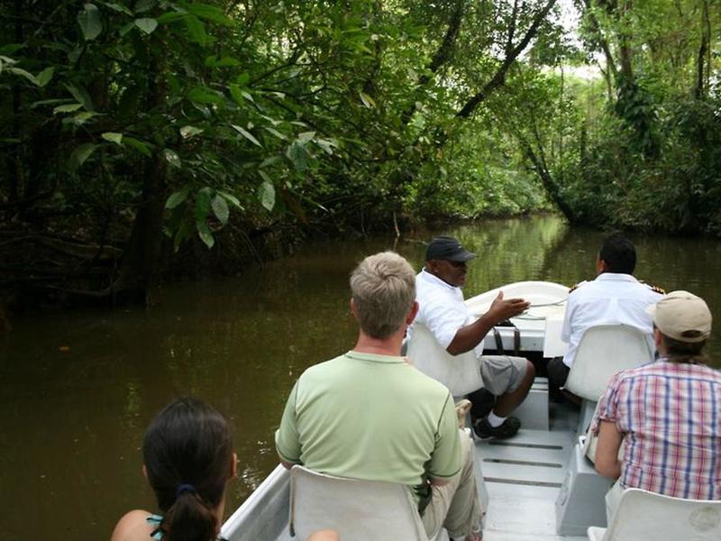 7036F3A6743DA446BB6B8A8B91DCDCCB