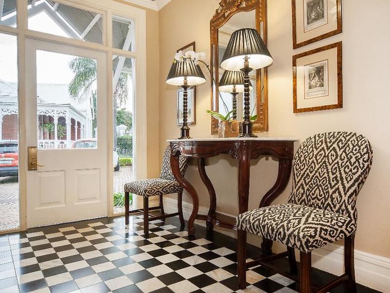 FBF10EA4F998F74041E7D7FDAF204963