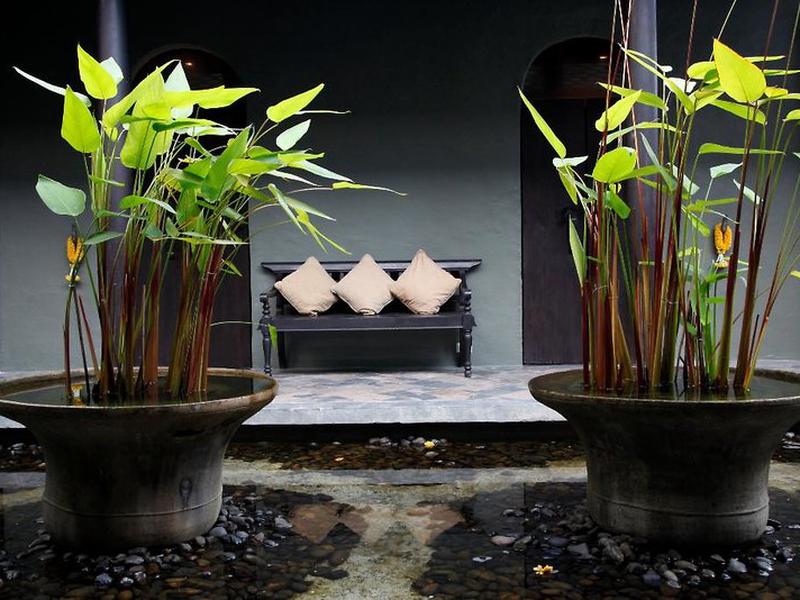 FB6CC3F083B90A05D4ED2F33F45B1C3F