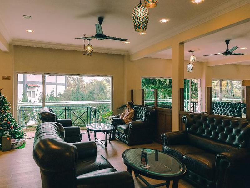 4131A8DD9898C0800E9F5F3F546DB45A