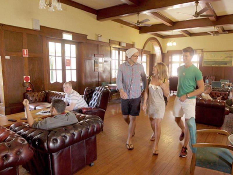 53076BE90FF97B7F28A1A1F3B41FD2D9