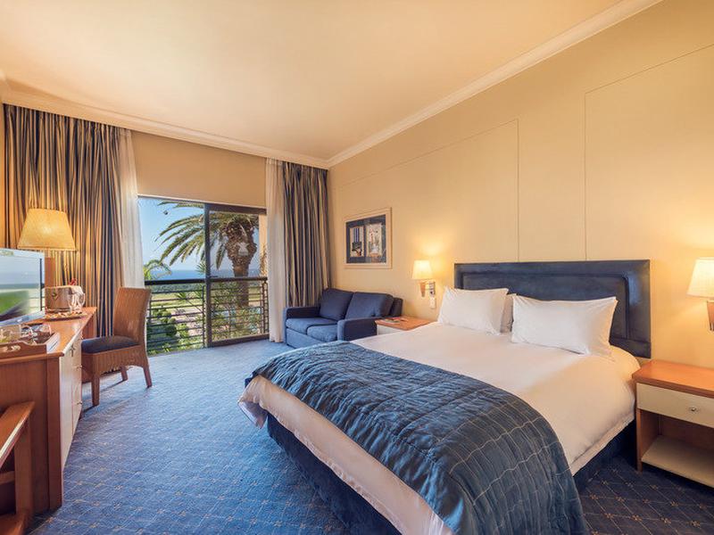 81D25E844A248B8E6CF5956879AB6D06