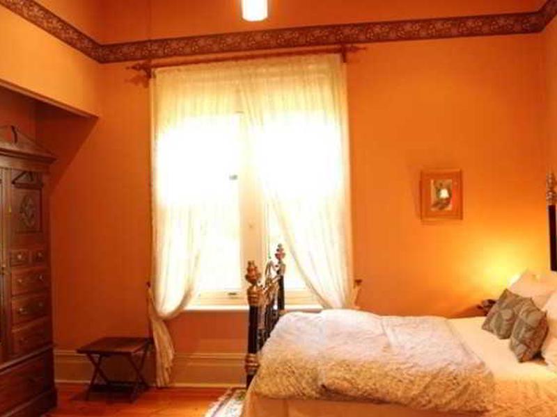 70FA4CE4AAC9C6DCC0088498B9A668B3