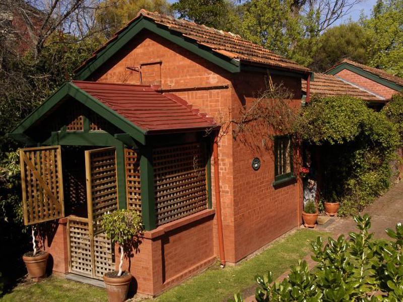 308845E1714298BDE80375A2D7A4DC52