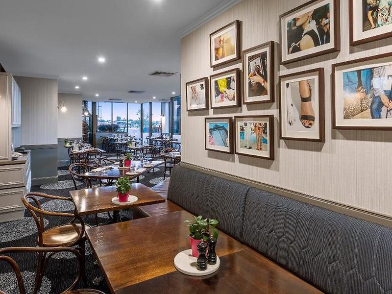 FBA08D6A3149B7C1D638F3AD77250430