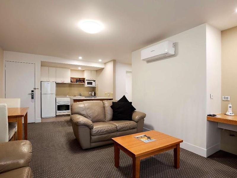 3C77D30149E019F40F36B6623969CC72