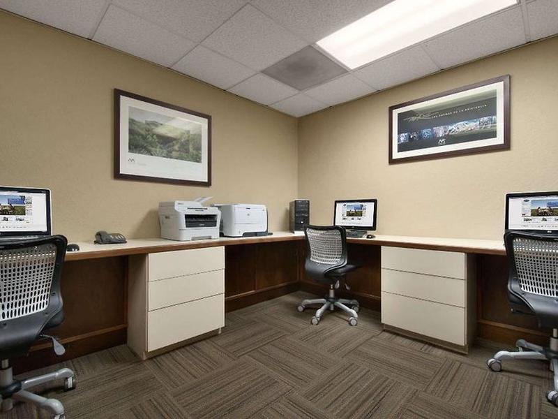 8AB030E10F9430E80EF1D35E3D6E826A