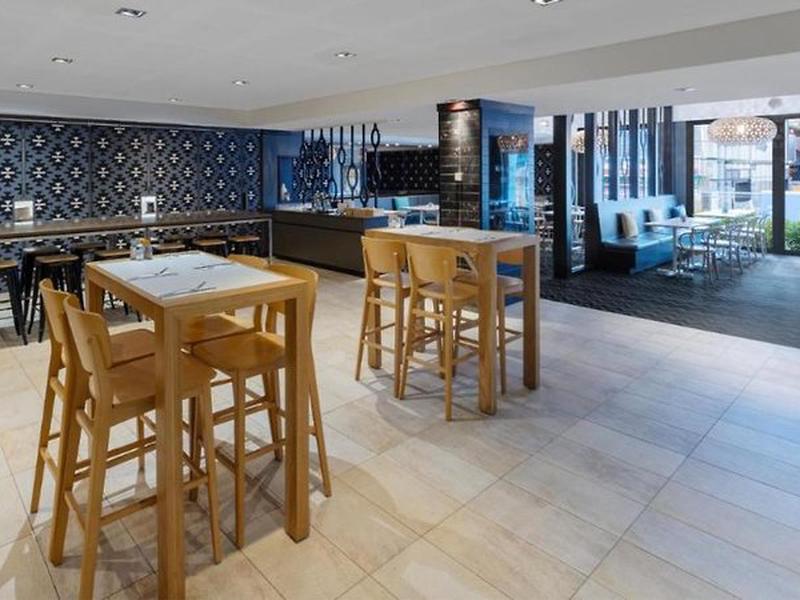 A6B37F65ADD4BA644CBFFF418CEB8F3C