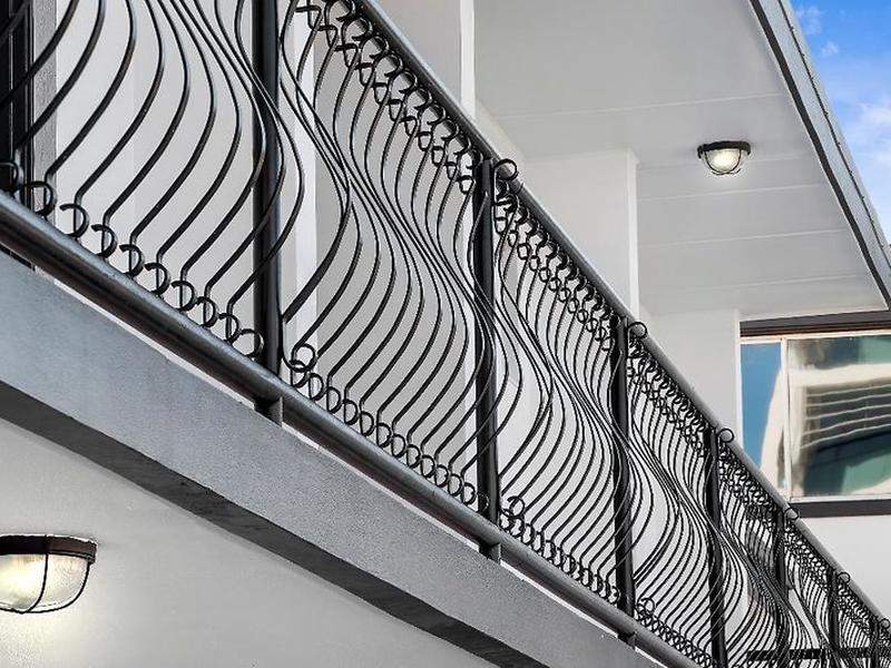 78BB4137C4DD29099C7FBCAB87B2BA52