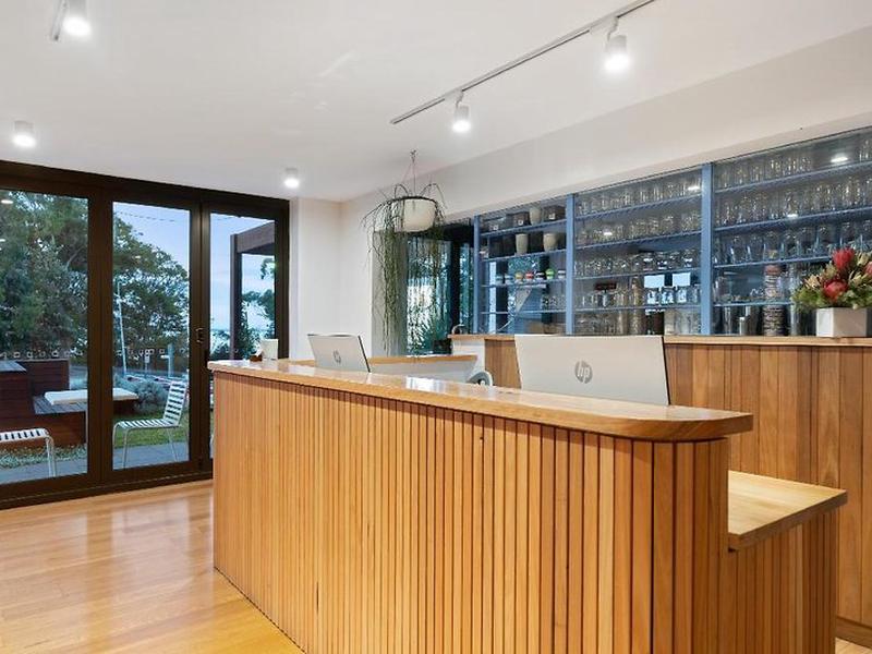 15C91183CE995BE3C15E4940B781C556