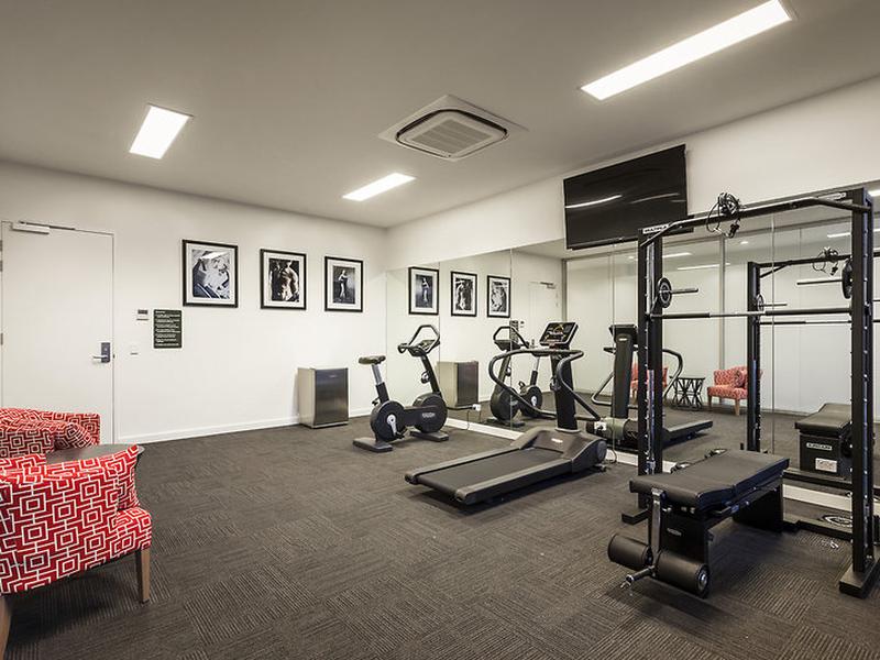 60FF5A5FFD27B68969E129F396AE95AF