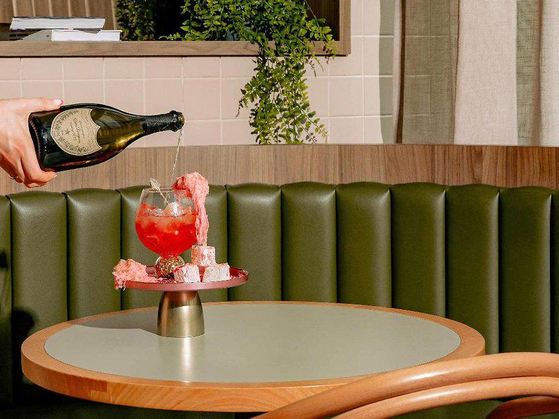 19BD8F37827287AE5EB59805F74BF695