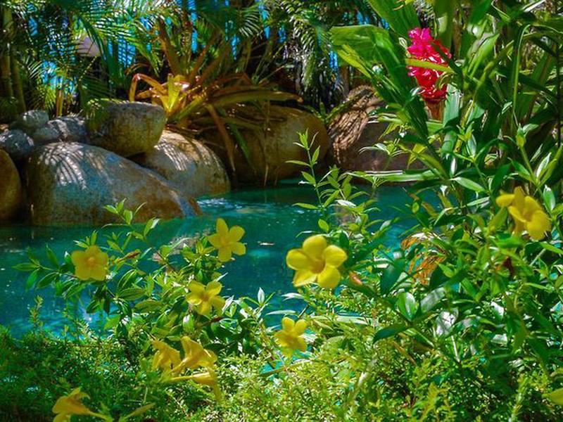 EF25A7AF8BA1D82A702BA0CC26CF49AC