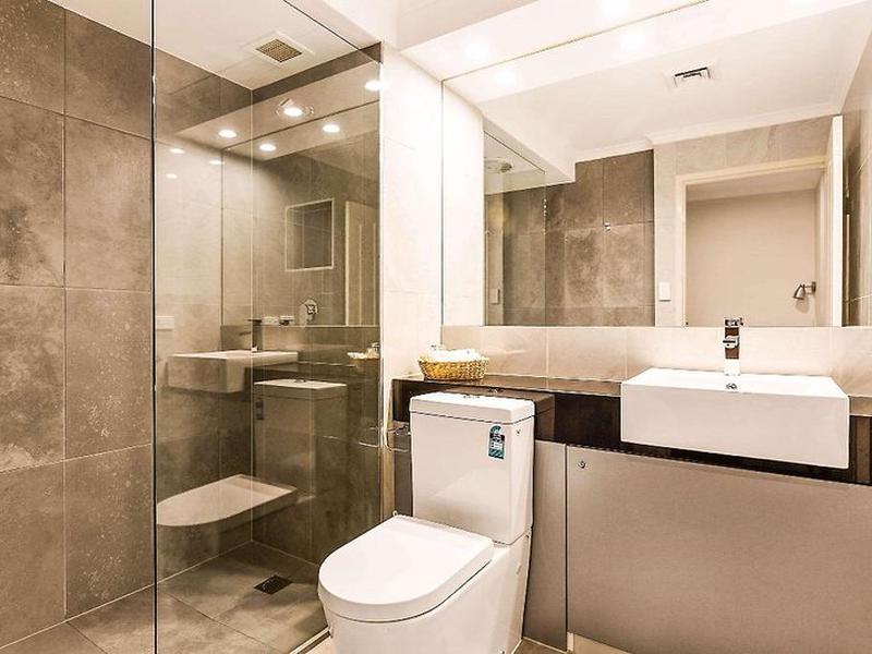 AED5414023305D1C6404A268A4F3D7E0