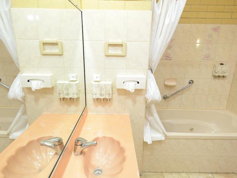 1DFC32C3401FEB53FD119E0562D5F255