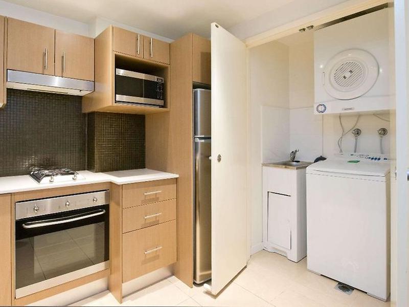 F7ABFB732805D8C68119B59A8847D8DC