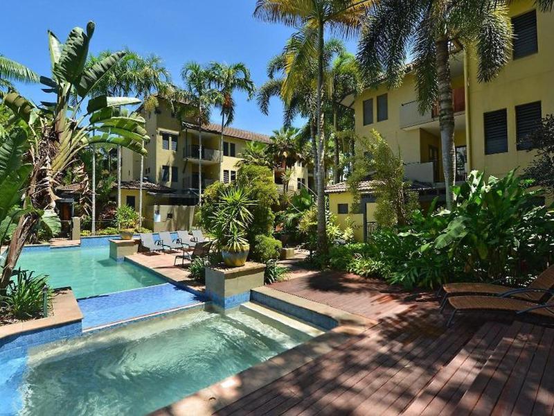 CCEA9C82CEA1A6DC0FD9FD66F29C0922