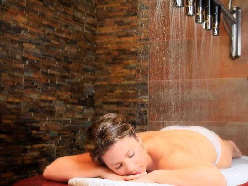 33D6FE5FF43FF1D5264A54C8A267B582