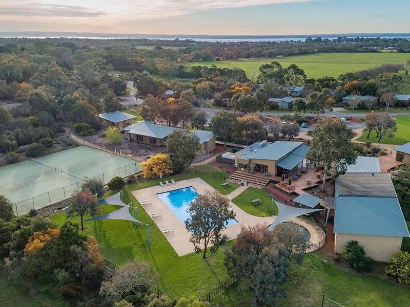 C844B596C6E8E6E4459B598AB3234CED