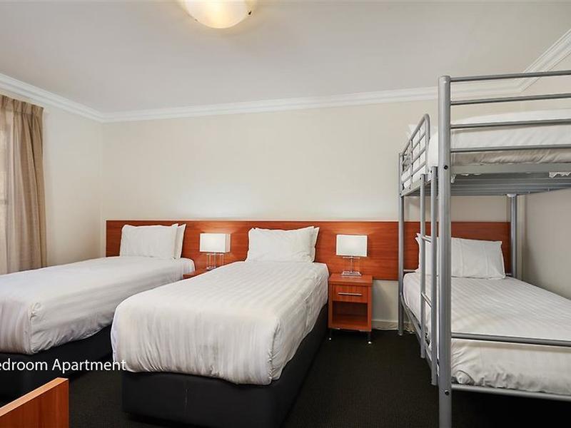 86F1708F4E42D6B60A0A52549969D1FF