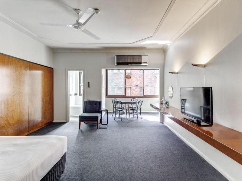 0FE8785C2BADDD758EDCAA316CAA850F