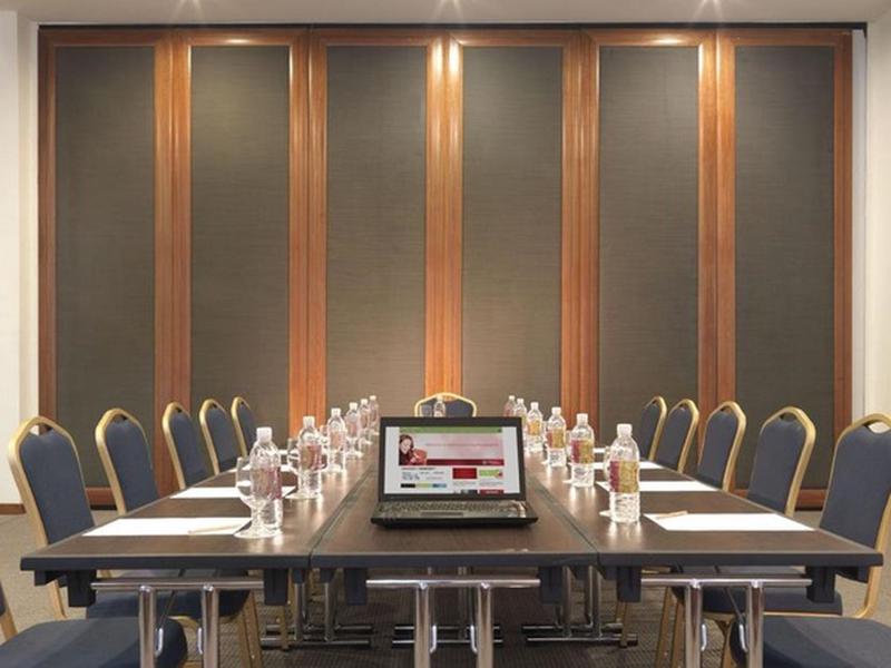 C13BFC38AE899E02FB33BB0A0F339C91