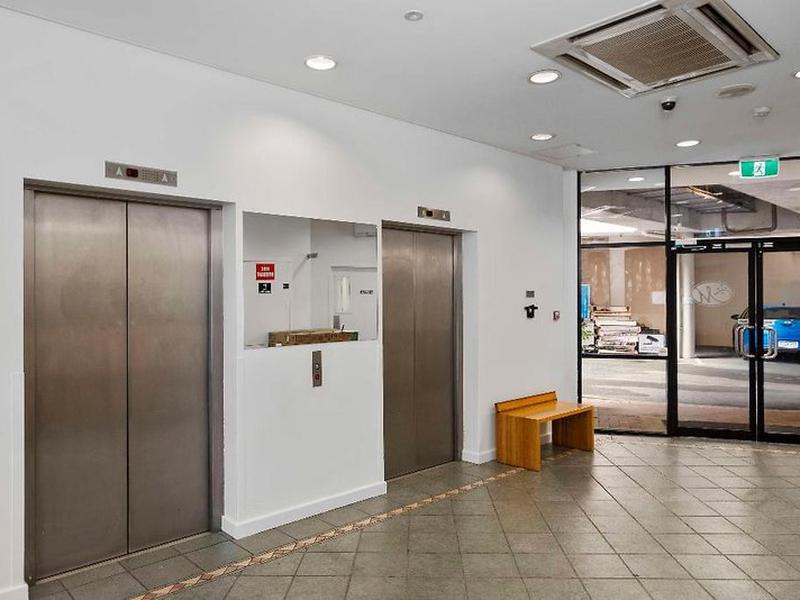 814F244AF6A1B65F39A280D710FBB044