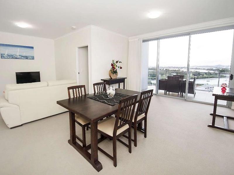 00683FBAB27DEA54BA930717EC780DD8