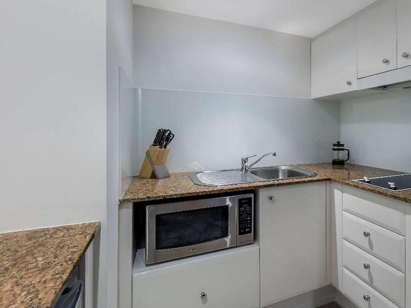 3EBE18B8BB970D50DC83A4E97984FCE2