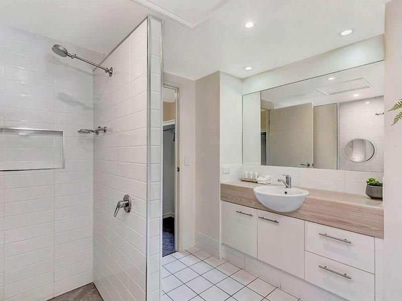 AFBF639E1D572211FE776CB5C5A2E145