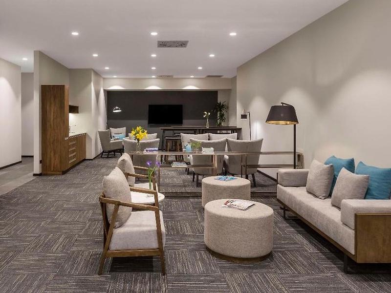 EFB5599612780C291765B2C3AE012AD8