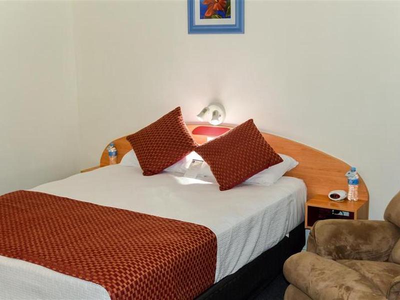 52EDEE49ED70AA3587C9A36AD90DE776