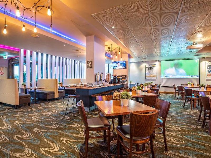 A98F7BC75A86C1200ABACF12EEE01529