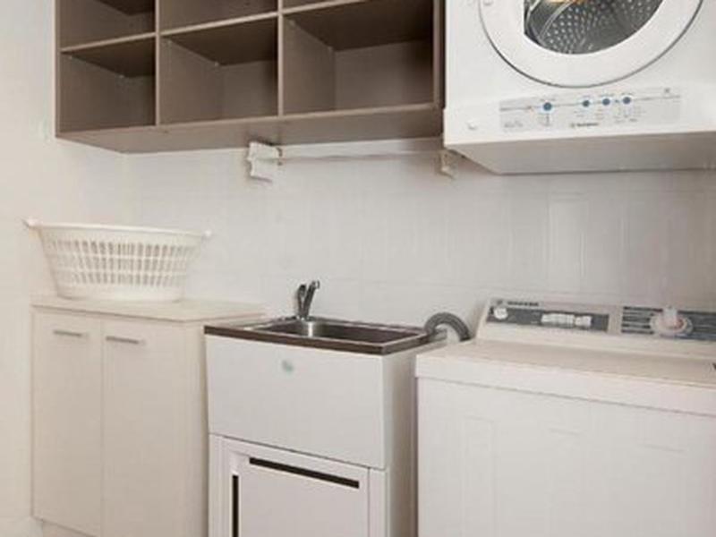 1A4DCB32987560818F73C1C9B6A60168