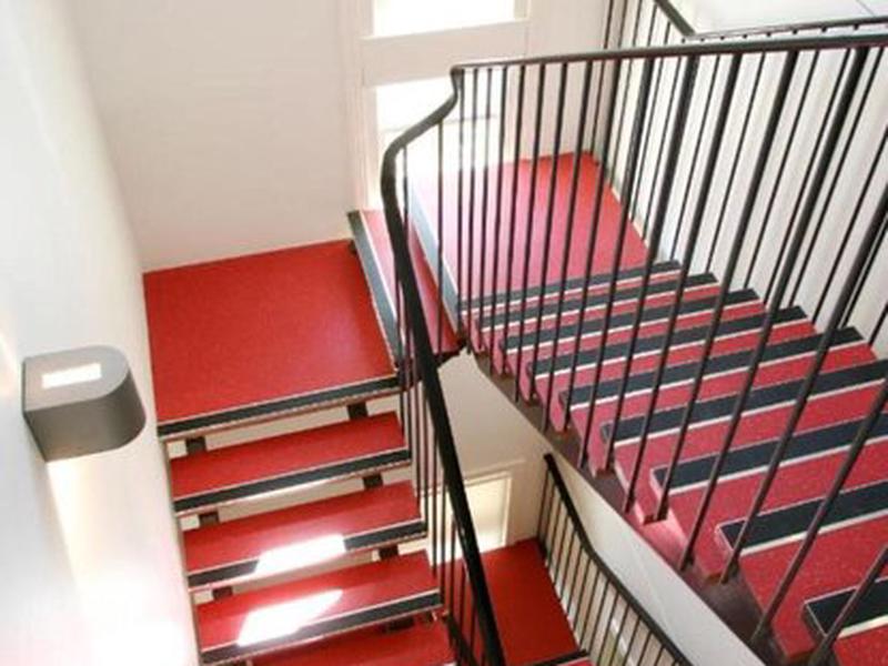 7F55E8B54319C201F9A681DF1DF773BA