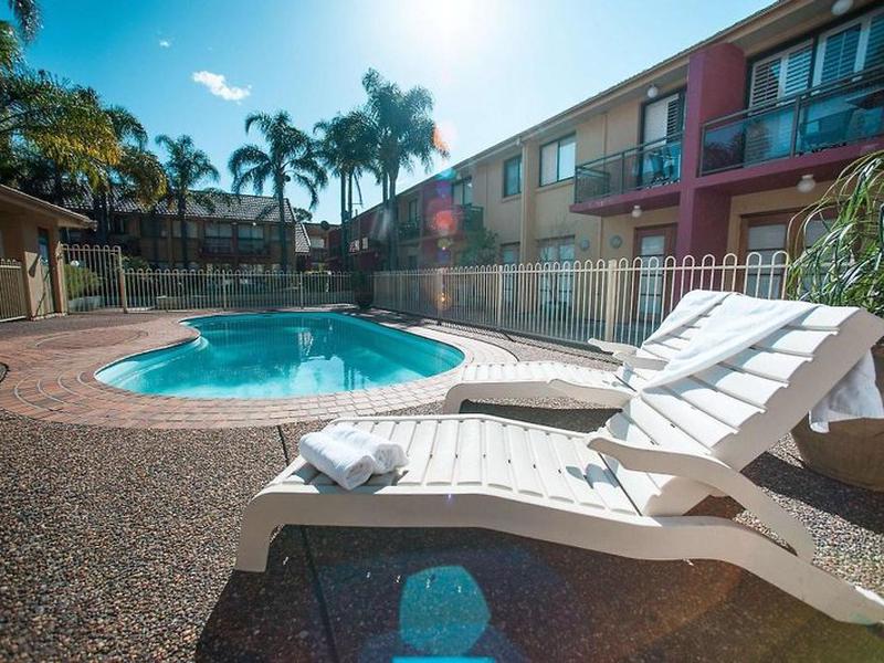 77E3DC9C179A53861E3FFB048F07A4CA