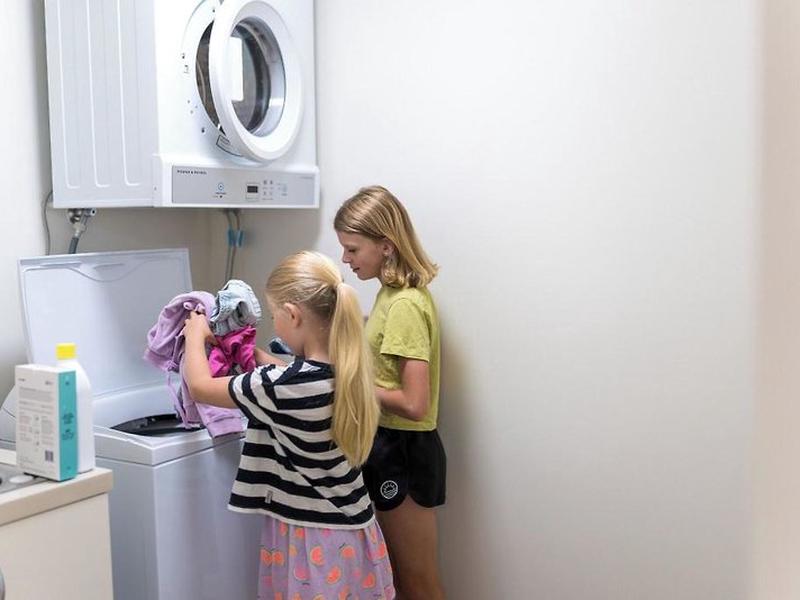 C59B73ABAF2B7A5523A39AB9172D2CFE